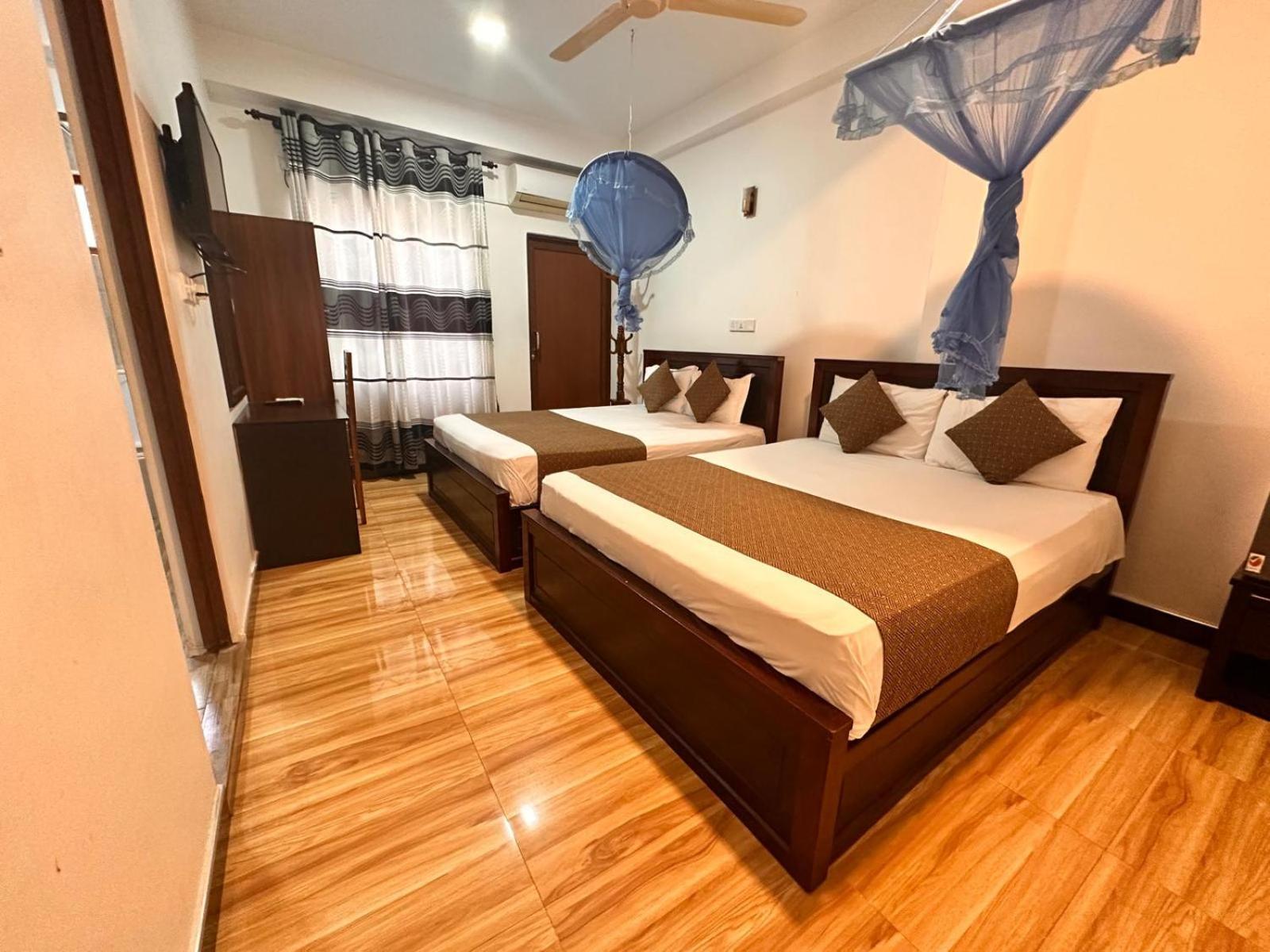 Holiday Villa Trincomalee Exterior photo